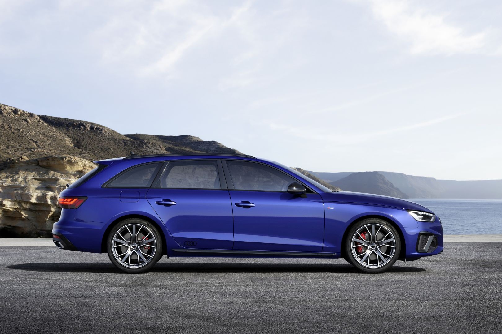 Audi A4 Avant photo 50
