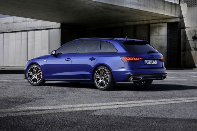 Audi A4 Avant photo 54