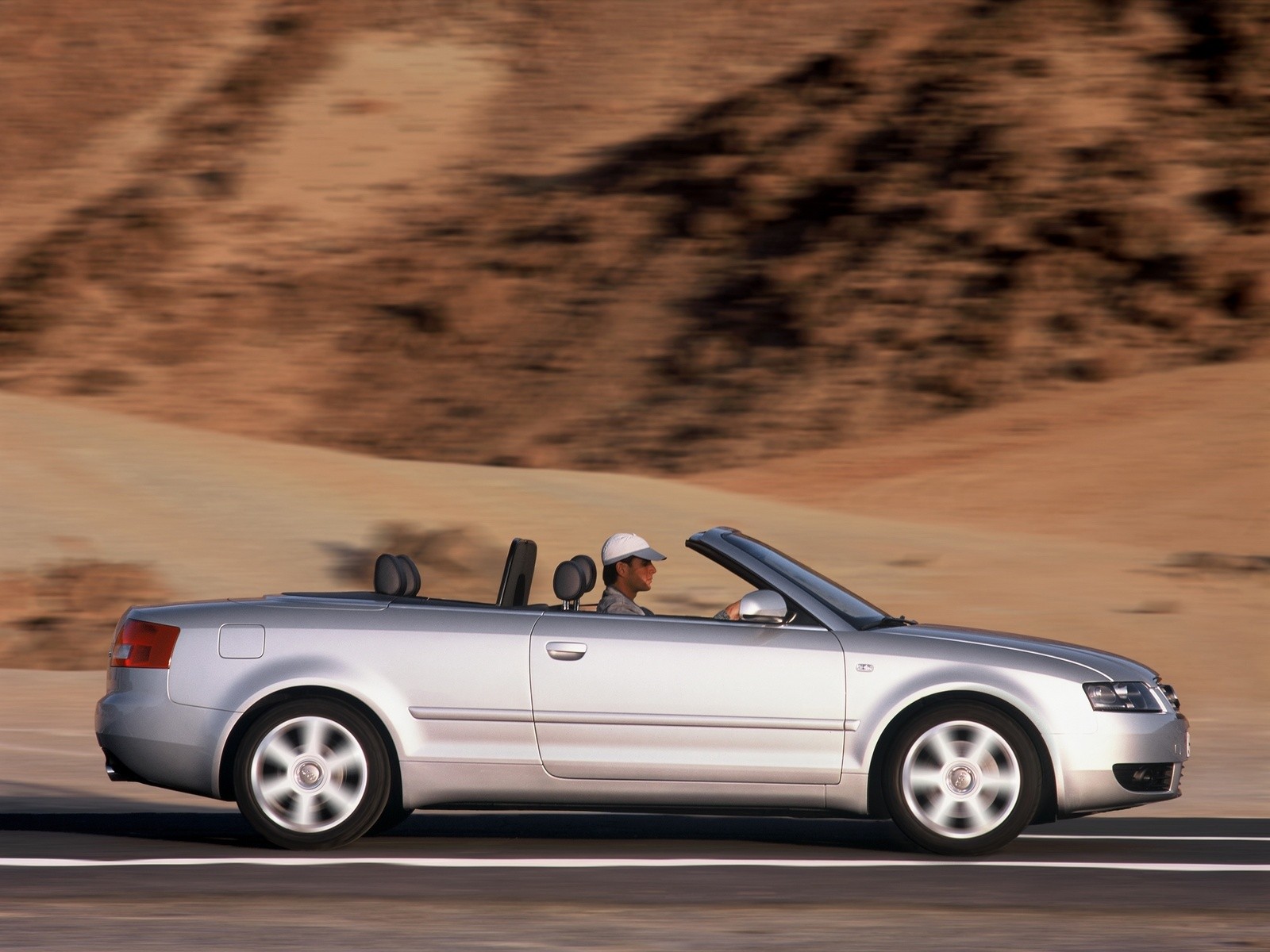 Audi A4 Cabriolet photo 35
