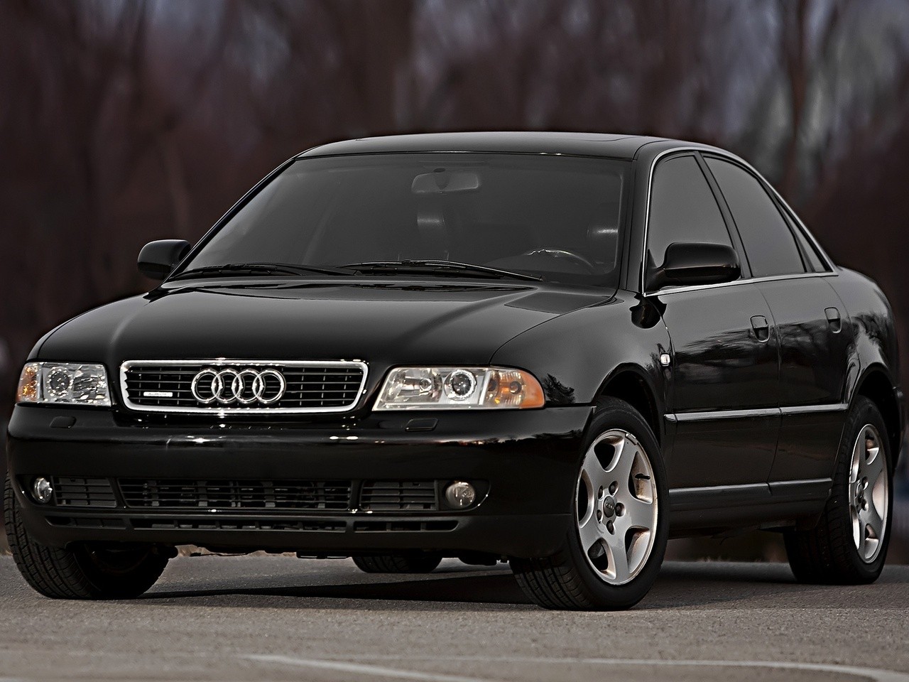 Audi A4 photo 13