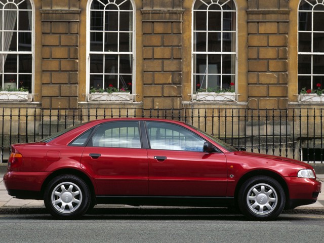 Audi A4 photo 41