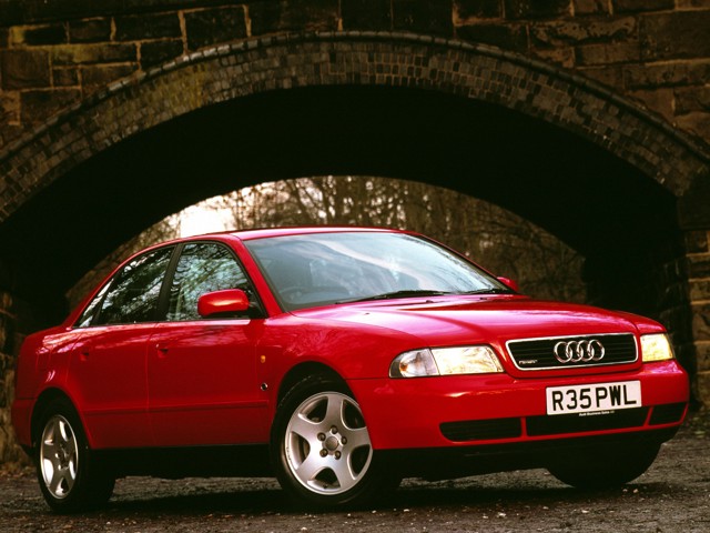 Audi A4 photo 44
