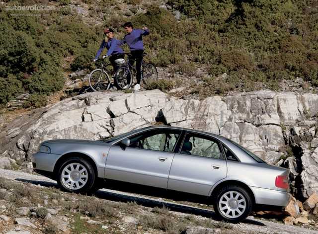 Audi A4 photo 3