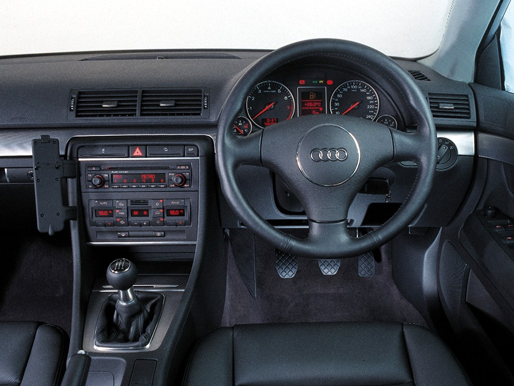 Audi A4 photo 63