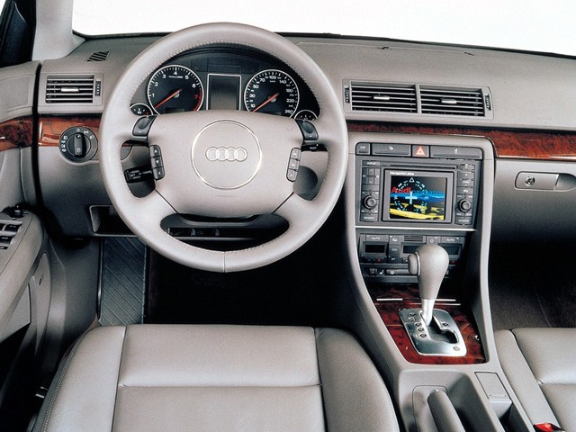 Audi A4 photo 66