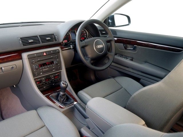 Audi A4 photo 73