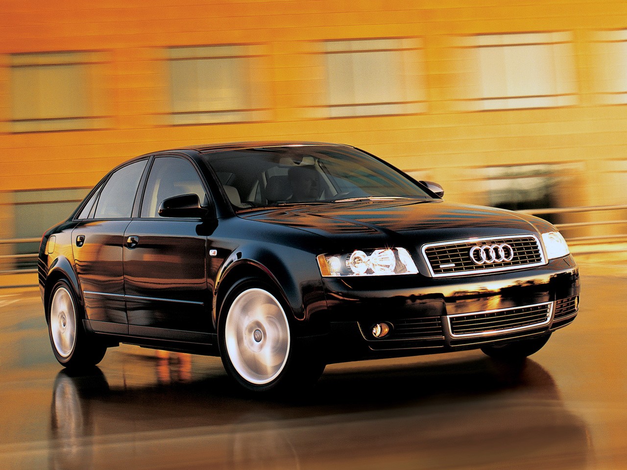 Audi A4 photo 11