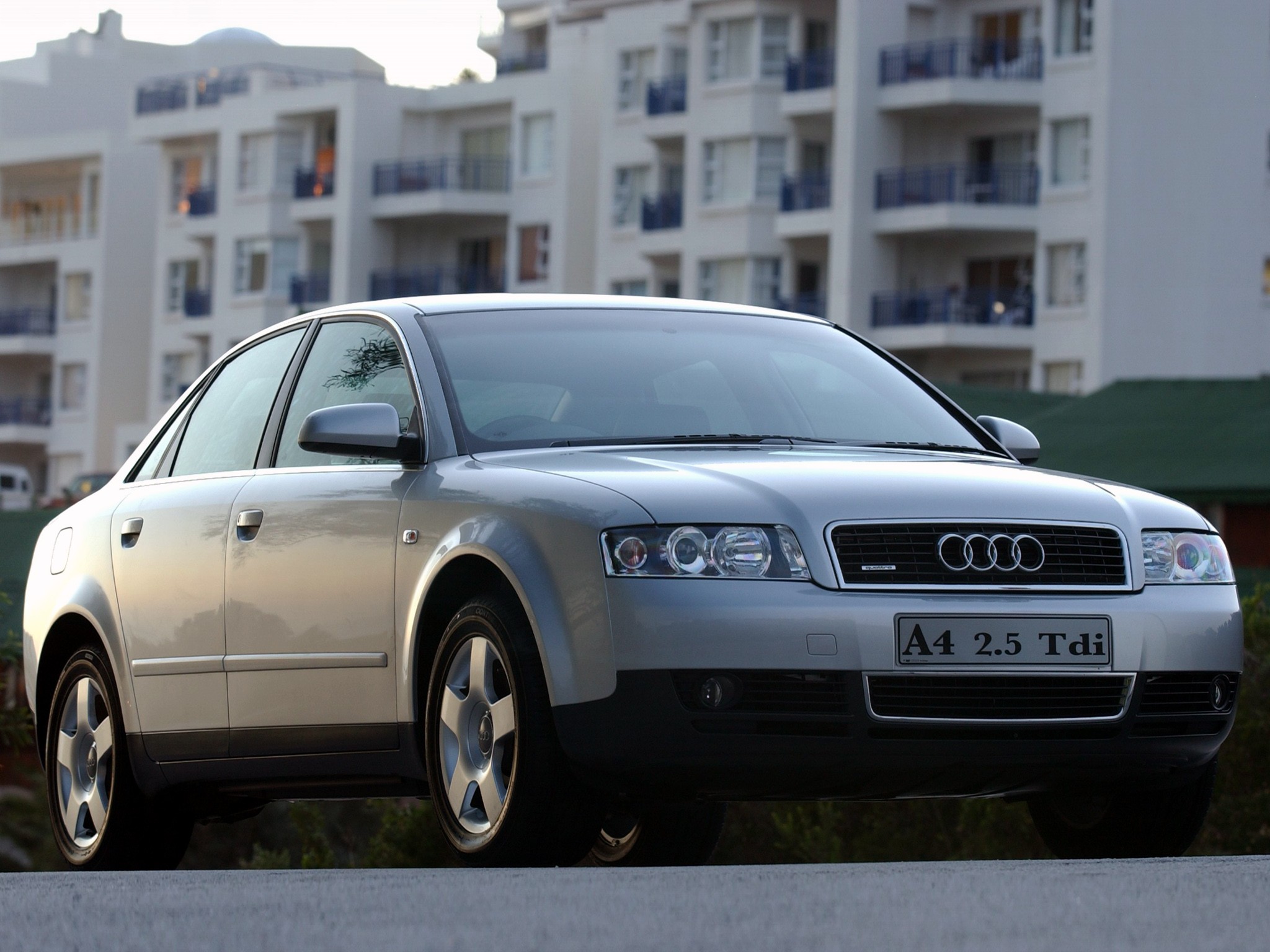 Audi A4 photo 37