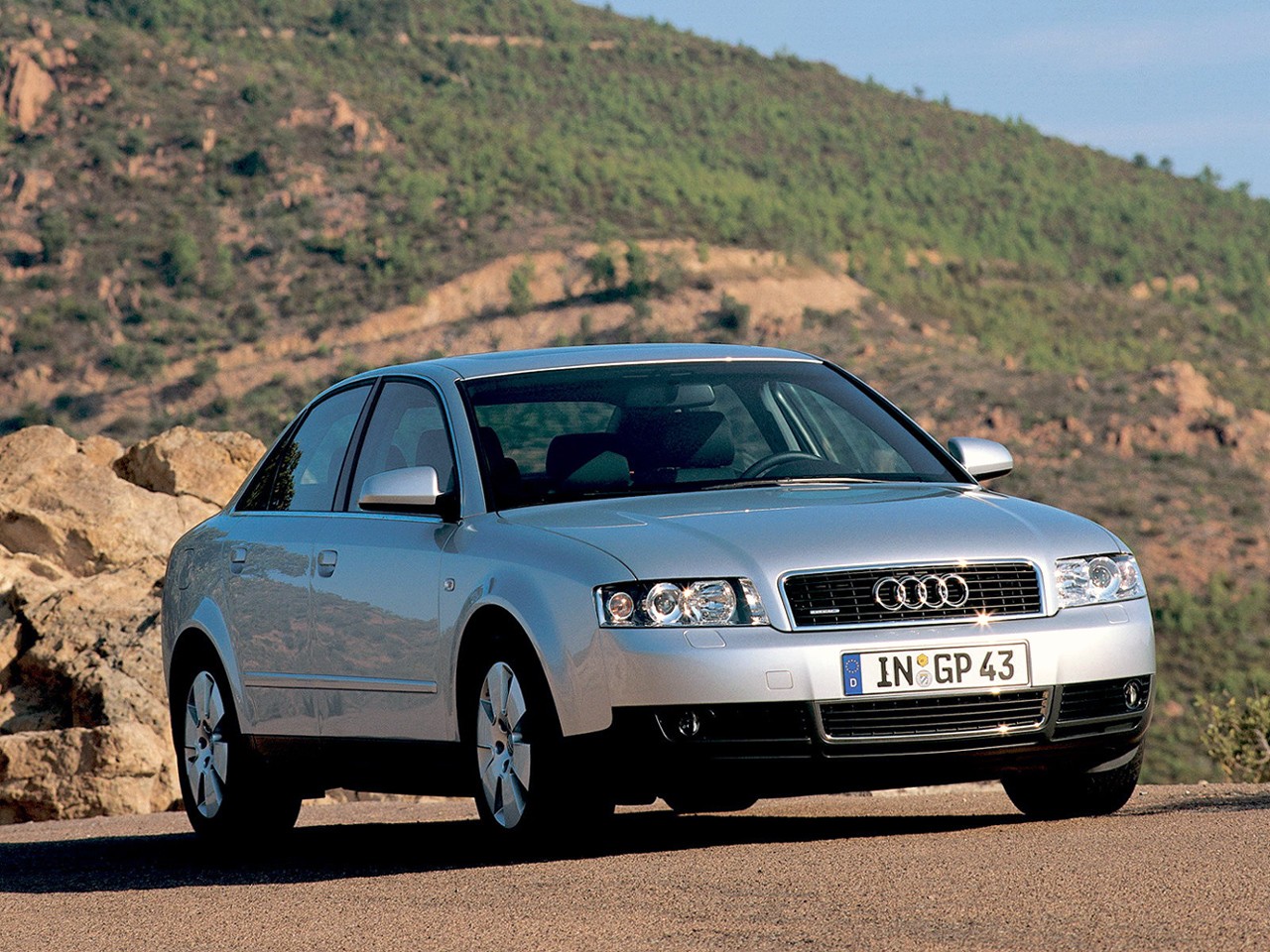 Audi A4 photo 41