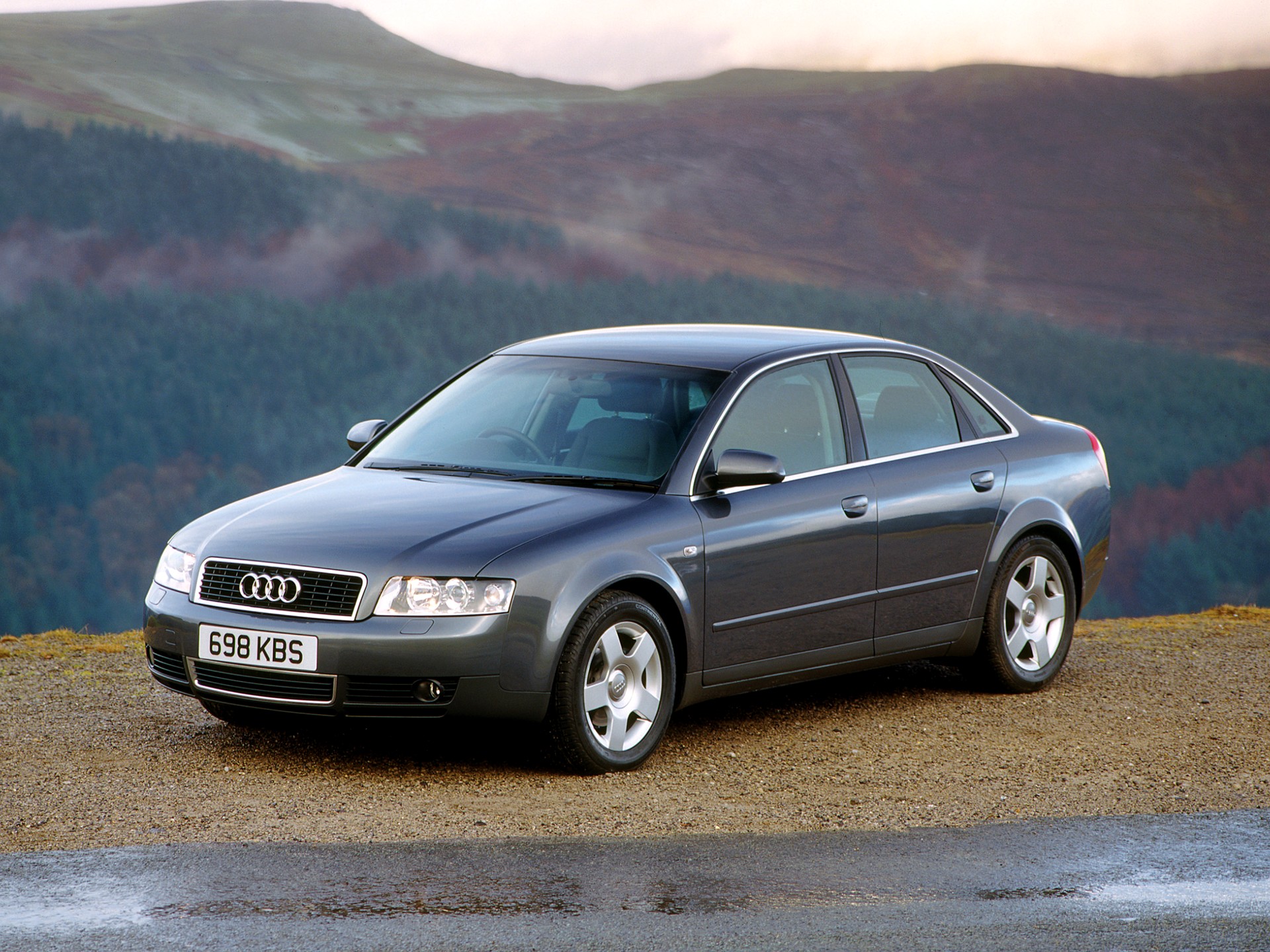 Audi A4 photo 48