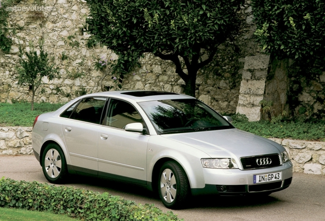 Audi A4 photo 4