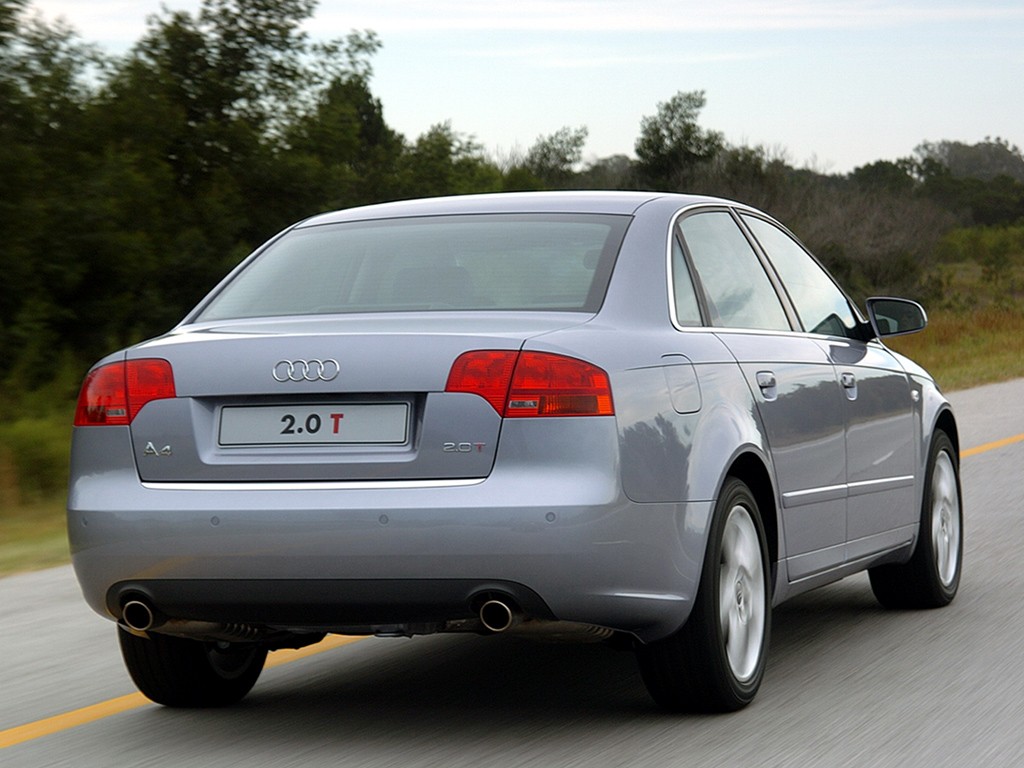Audi A4 photo 18