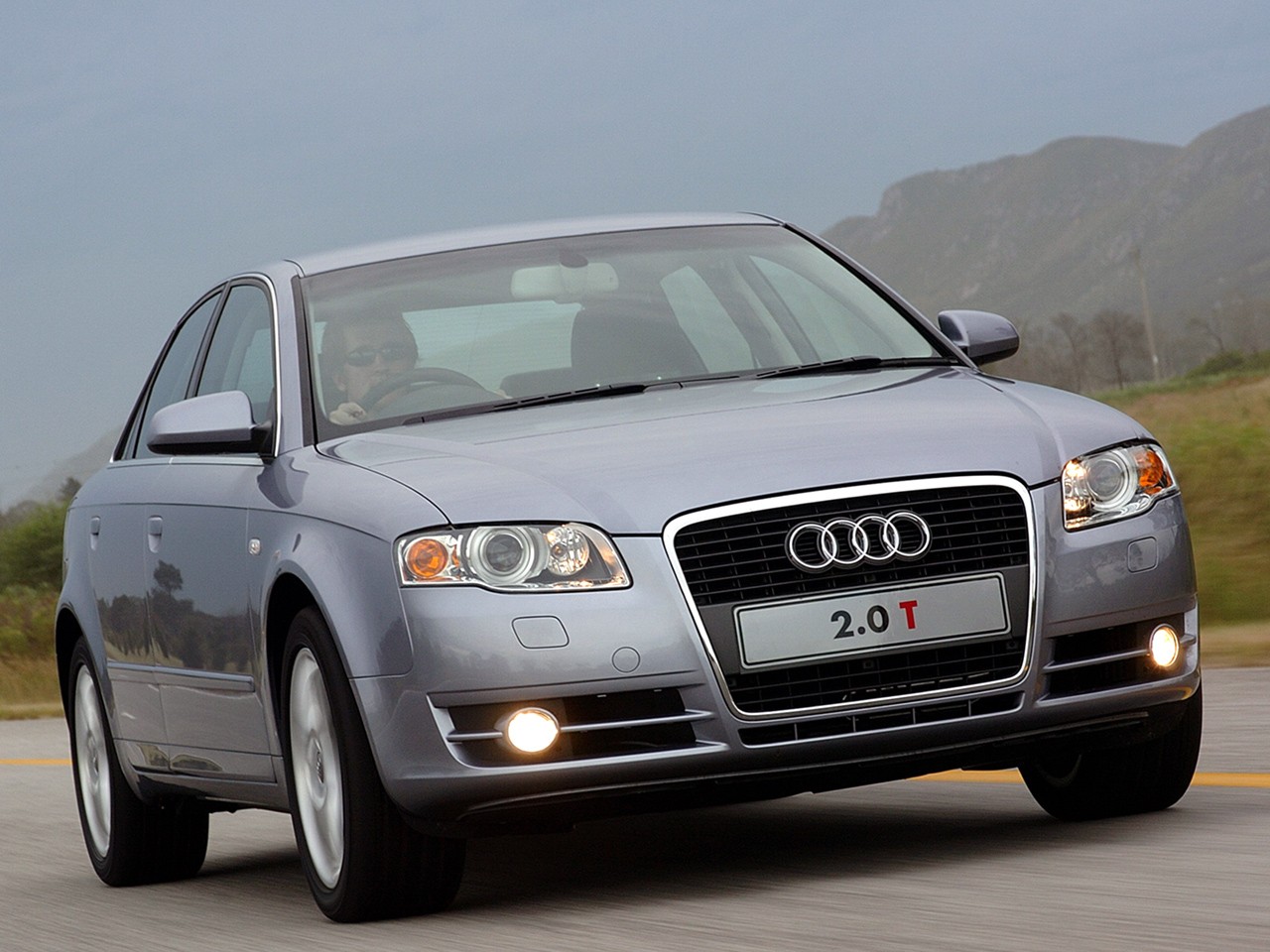 Audi A4 photo 20