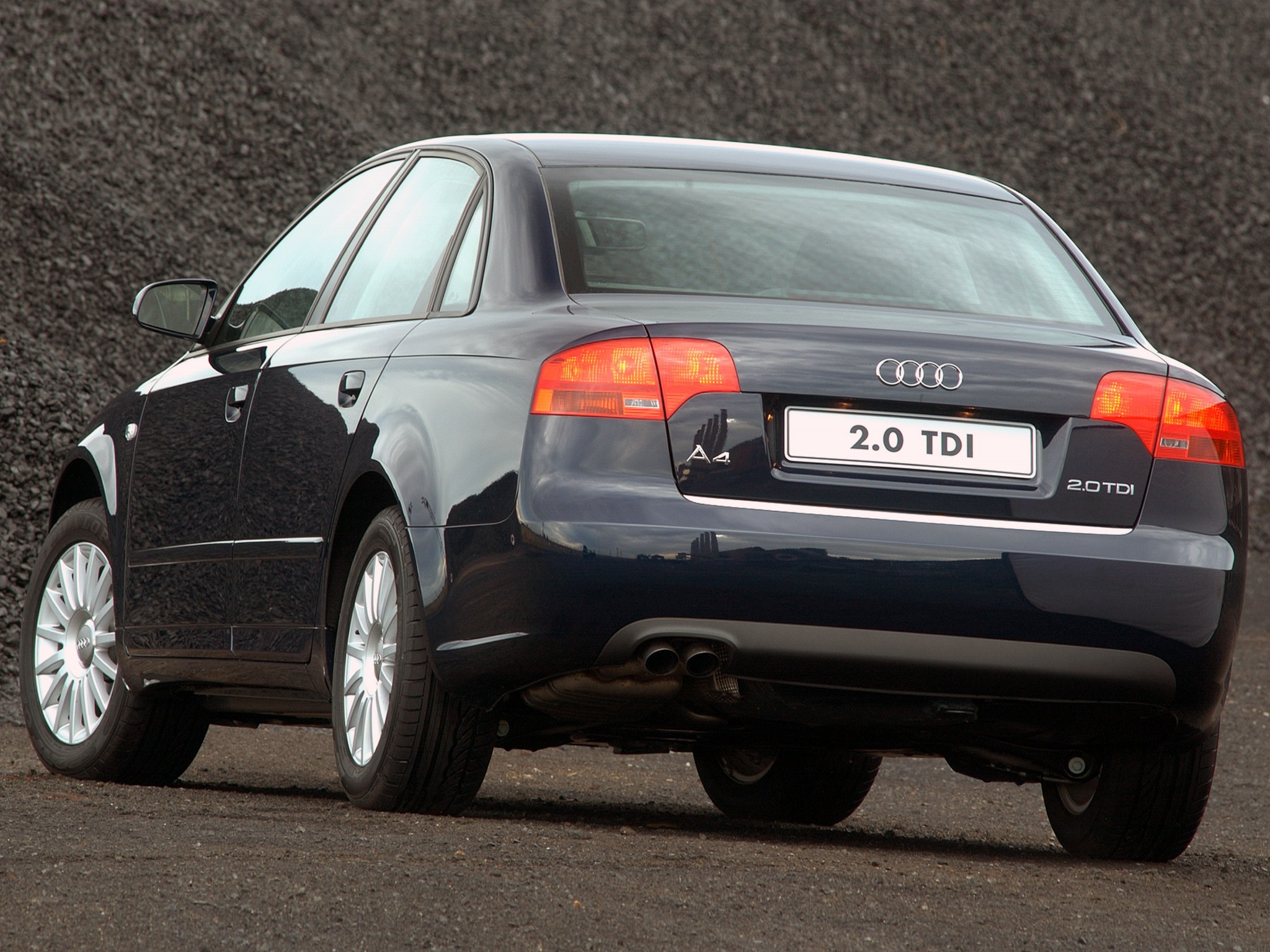 Audi A4 photo 50