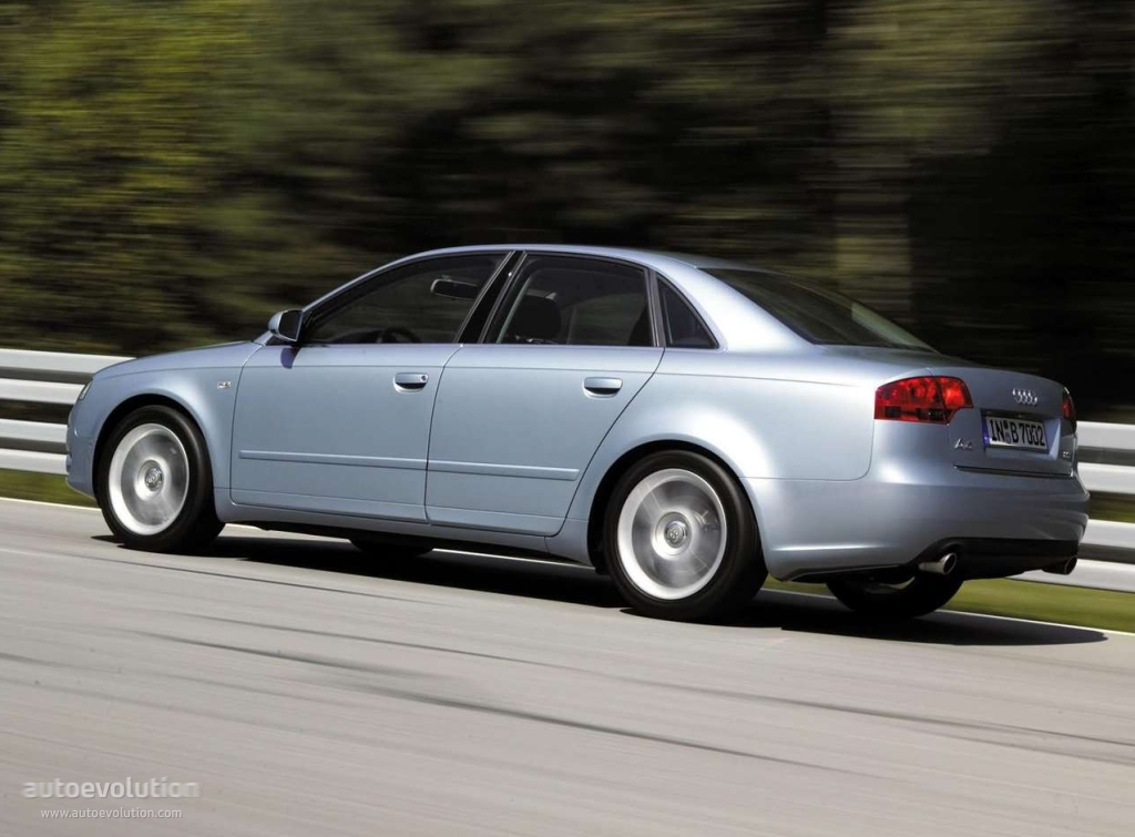 Audi A4 photo 6