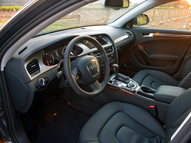 Audi A4 photo 90