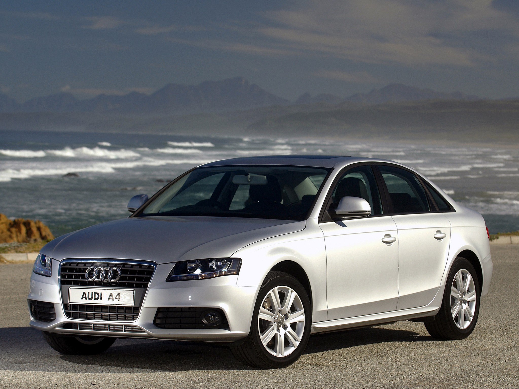 Audi A4 photo 45