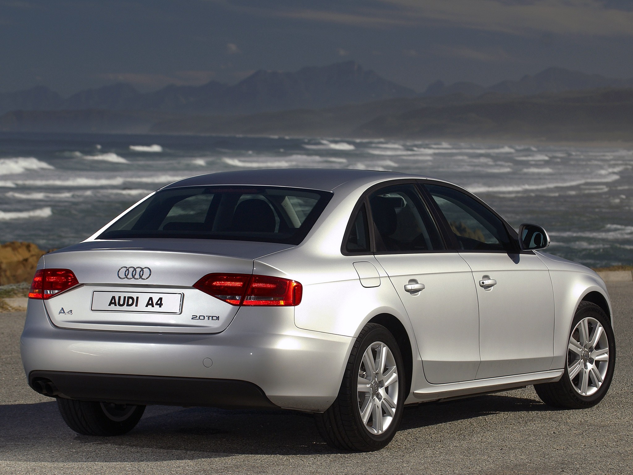 Audi A4 photo 46