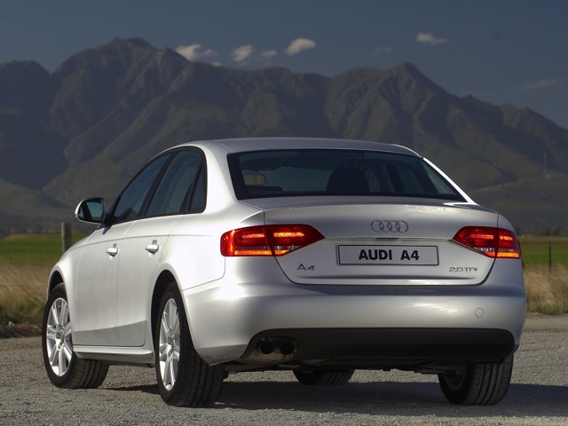 Audi A4 photo 47