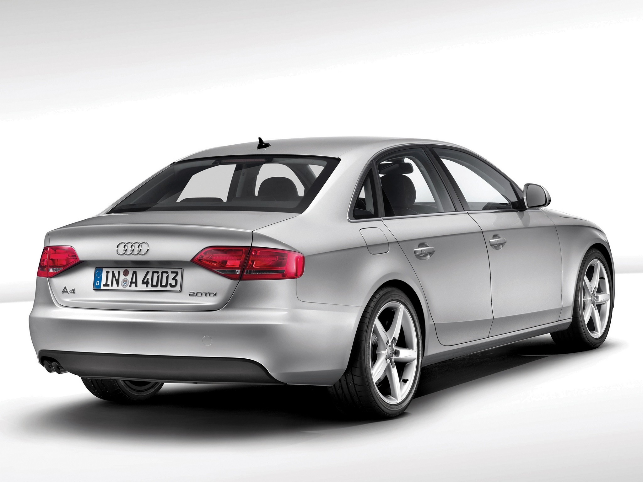 Audi A4 photo 57