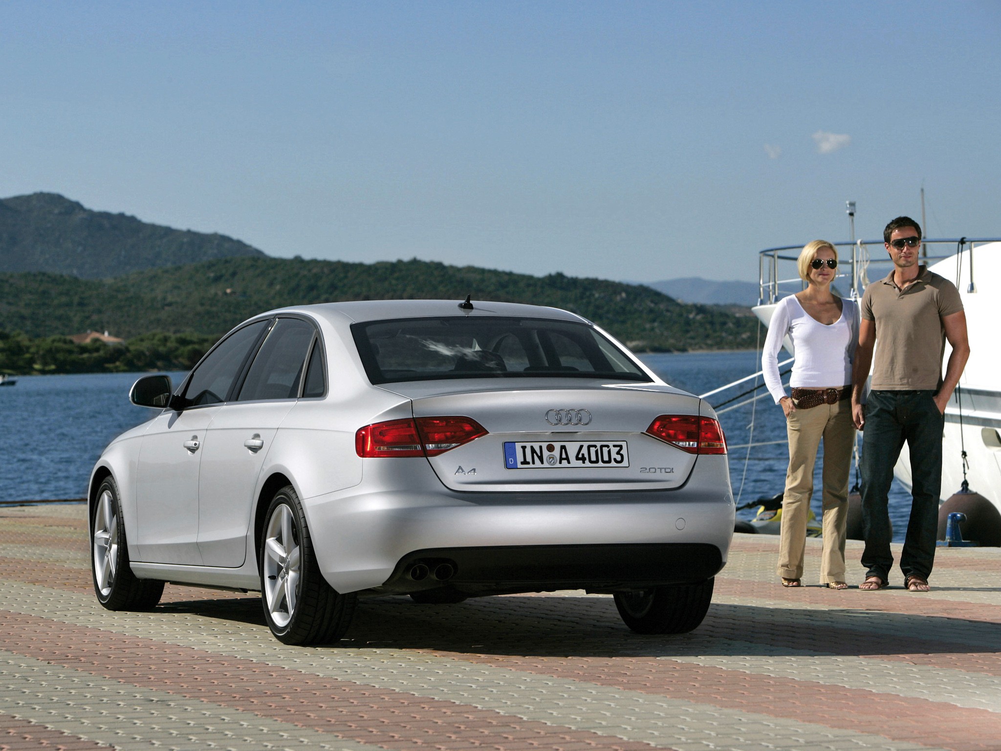 Audi A4 photo 64