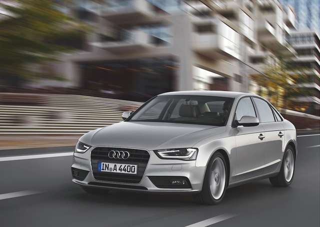 Audi A4 photo 25