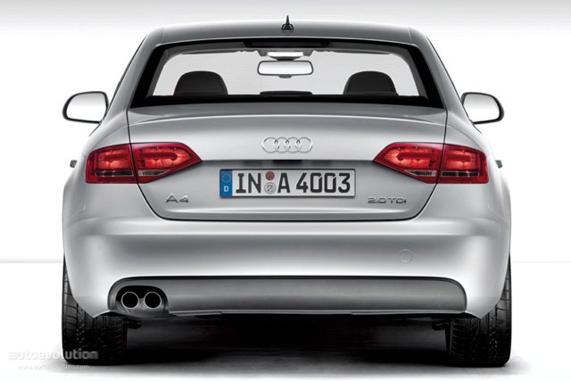 Audi A4 photo 4