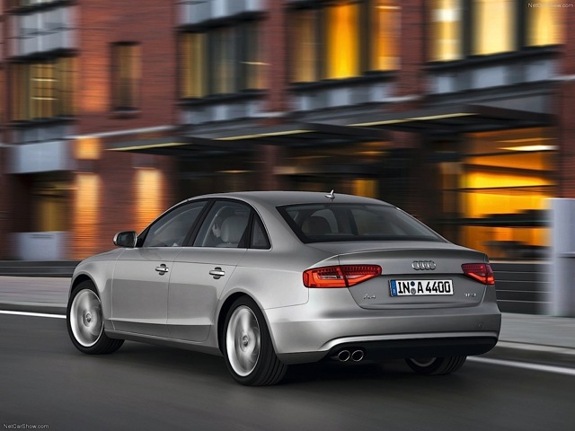 Audi A4 photo 5