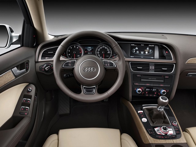 Audi A4 photo 71
