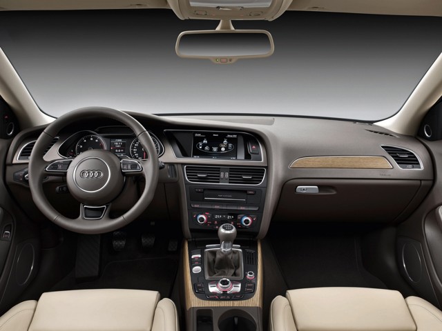 Audi A4 photo 72