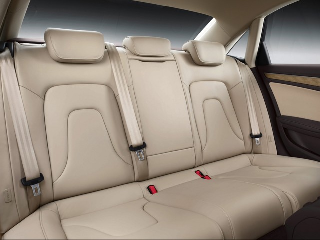Audi A4 photo 74
