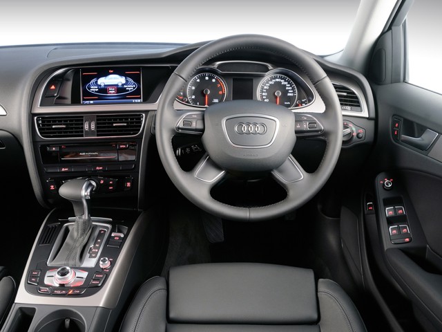 Audi A4 photo 76
