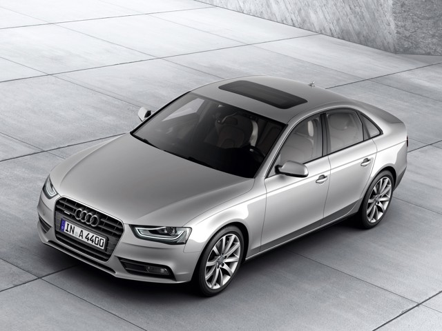Audi A4 photo 24