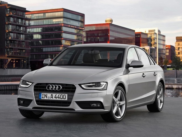 Audi A4 photo 26