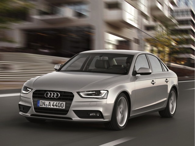 Audi A4 photo 33