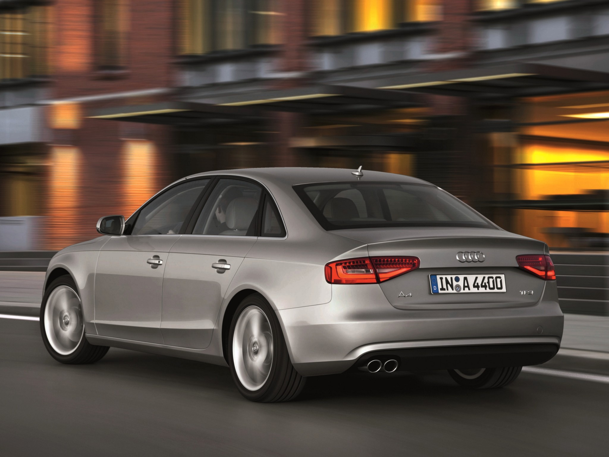 Audi A4 photo 34
