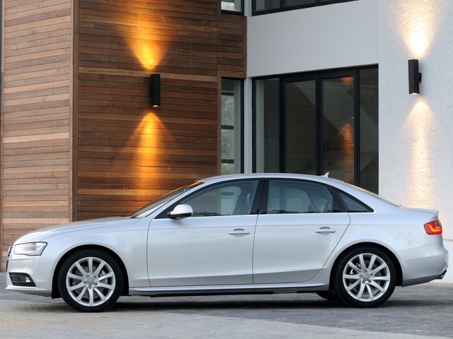 Audi A4 photo 41