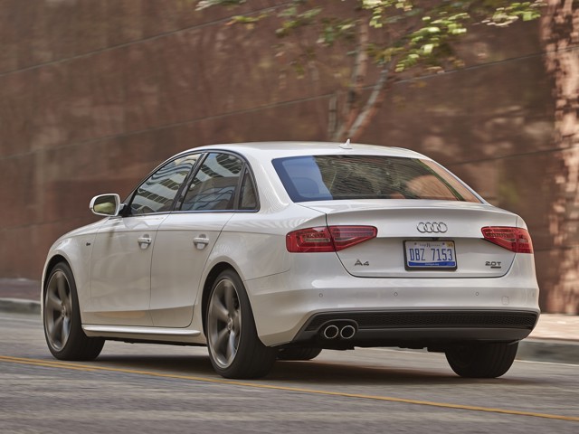 Audi A4 photo 48