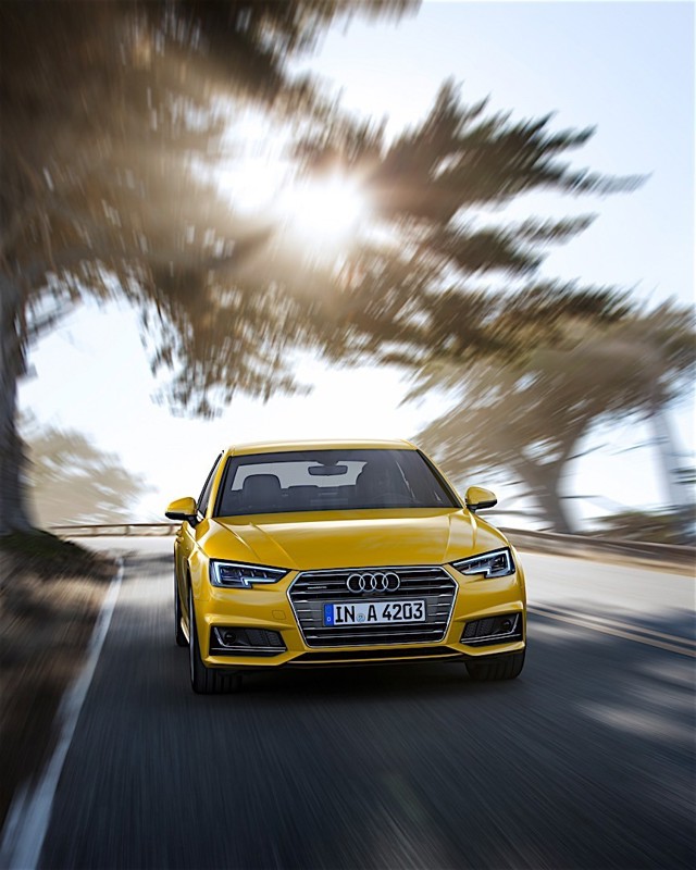 Audi A4 photo 15