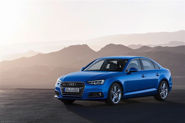 Audi A4 photo 24