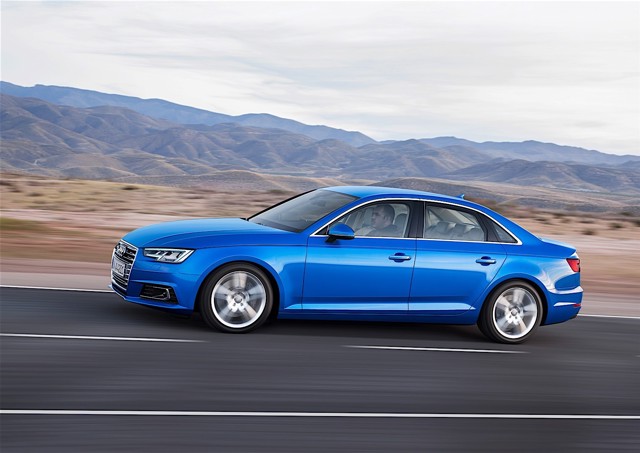 Audi A4 photo 31