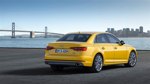 Audi A4 photo 46