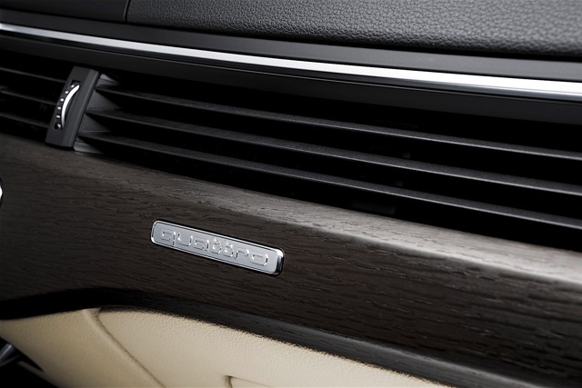 Audi A4 photo 93