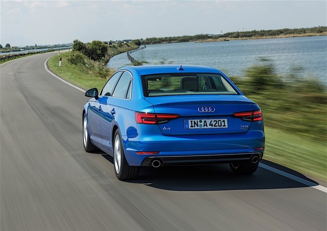 Audi A4 photo 3