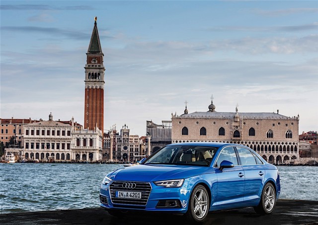 Audi A4 photo 6