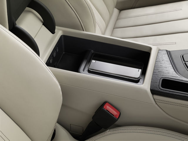 Audi A4 photo 40