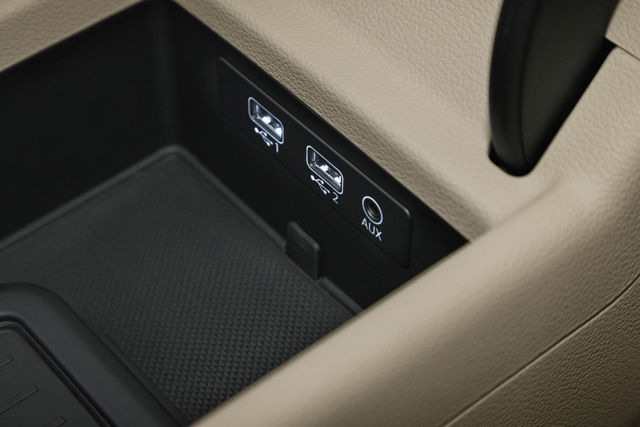 Audi A4 photo 41