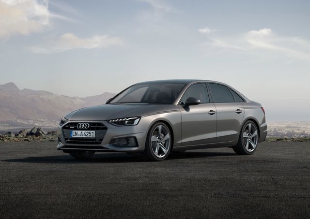 Audi A4 photo 6