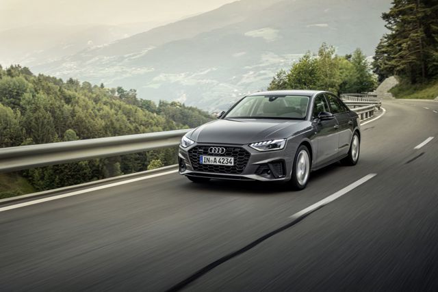 Audi A4 photo 13