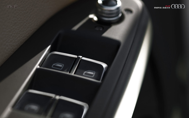 Audi A4 photo 30